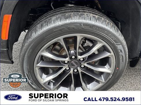 Used 2024 Jeep Grand Wagoneer L Series II w/ Quick Order Packagew 28T image 13