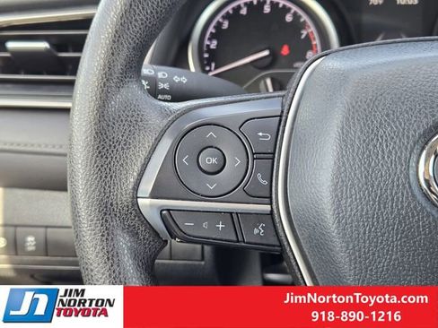 Used 2024 Toyota Camry LE image 28
