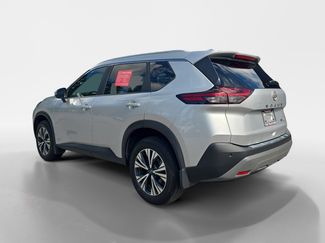 Used 2023 Nissan Rogue SV w/ SV Premium B Package AWD/4WD video 3