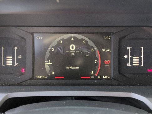 Used 2025 Toyota 4Runner SR5 image 16