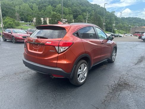 Used 2019 Honda HR-V EX image 9