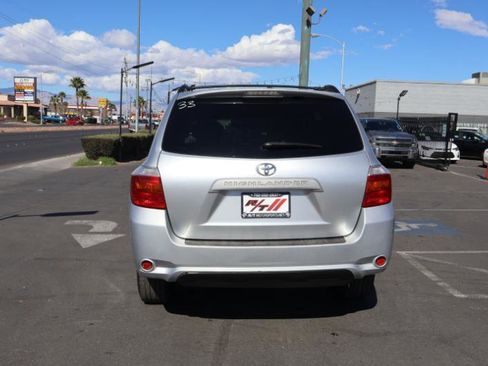 Used 2010 Toyota Highlander 2WD image 6