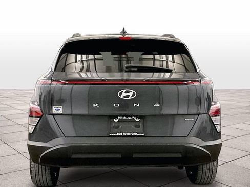 Used 2024 Hyundai Kona SEL w/ Convenience Package AWD/4WD image 4