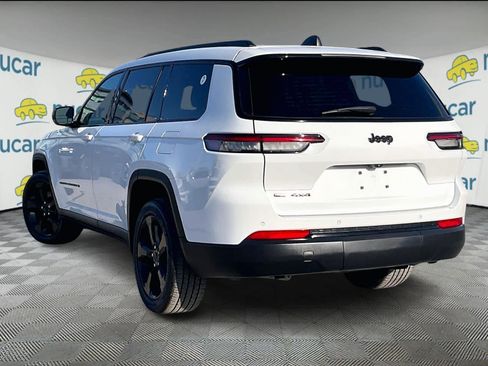 Used 2021 Jeep Grand Cherokee L Laredo image 4