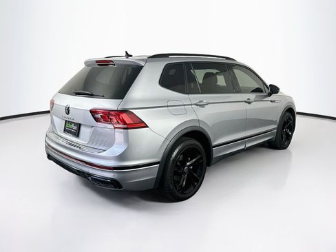 Used 2023 Volkswagen Tiguan SE R-Line FWD image 9