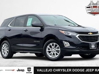 Used 2021 Chevrolet Equinox LT image 1