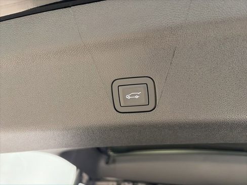 New 2026 Chevrolet Tahoe High Country image 17