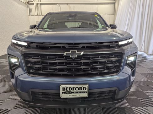 Used 2024 Chevrolet Traverse LT w/ Midnight/Sport Edition AWD/4WD image 4