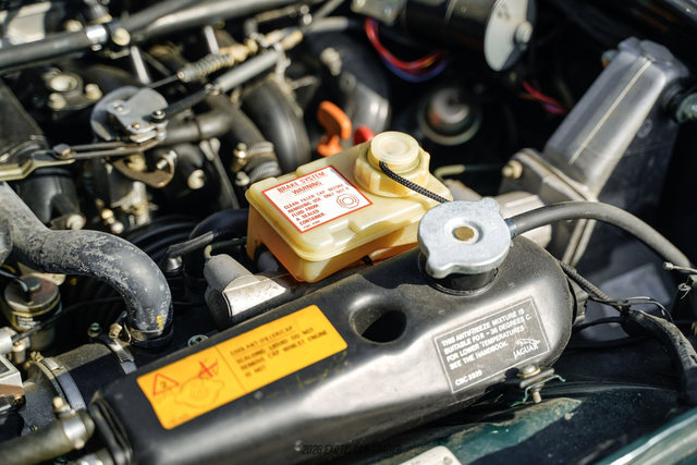 Used 1988 Jaguar XJ6 RWD image 21