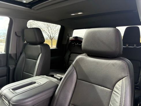 Used 2020 Chevrolet Silverado 2500 LTZ w/ LTZ Premium Package image 27