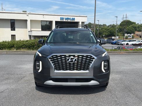Used 2021 Hyundai Palisade Limited FWD image 2