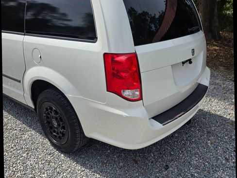 Used 2012 RAM C/V FWD image 13