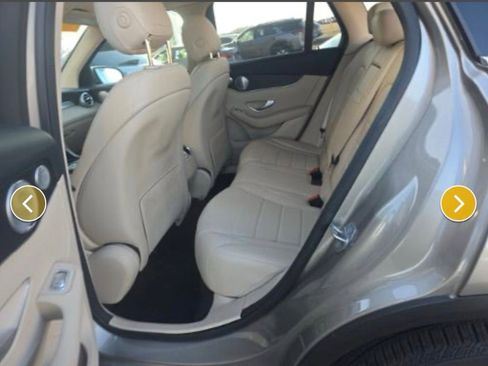 Used 2021 Mercedes-Benz GLC 300 GLC 300 w/ Premium Package image 10