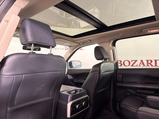 Used 2024 Ford Expedition XLT RWD image 32