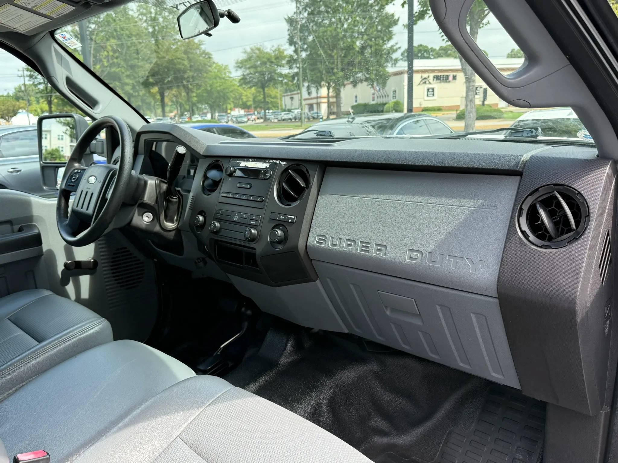 Used 2013 Ford F250 XL w/ Skid Plate Pkg AWD/4WD image 16