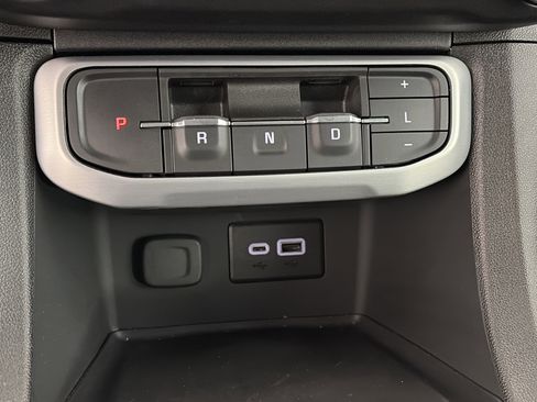 Certified 2023 GMC Acadia SLE image 24