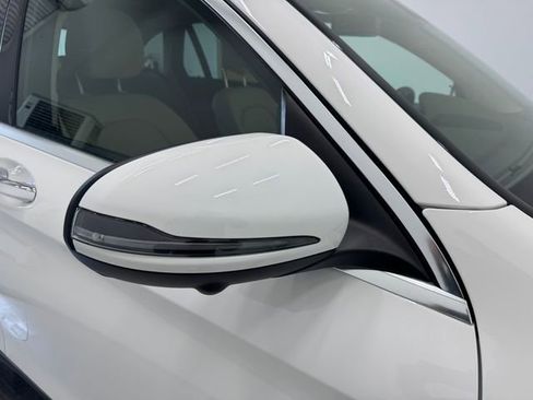 Used 2022 Mercedes-Benz GLC 300 image 36