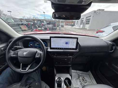 Used 2025 Ford Bronco Sport Badlands image 23