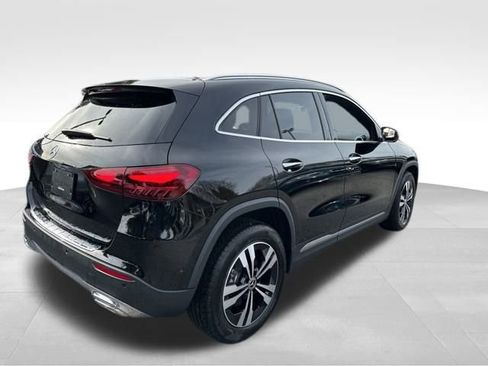 Certified 2025 Mercedes-Benz GLA 250 image 6