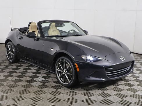 Used 2016 MAZDA MX-5 Miata Grand Touring image 15