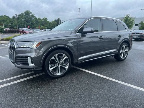 Certified 2023 Audi Q7 3.0T Prestige w/ Prestige Package AWD/4WD image 1