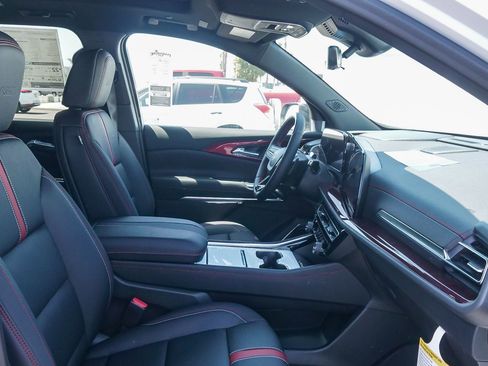 New 2026 Chevrolet Traverse RS FWD image 15