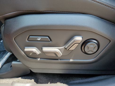 New 2024 Hyundai Santa Fe Calligraphy image 16