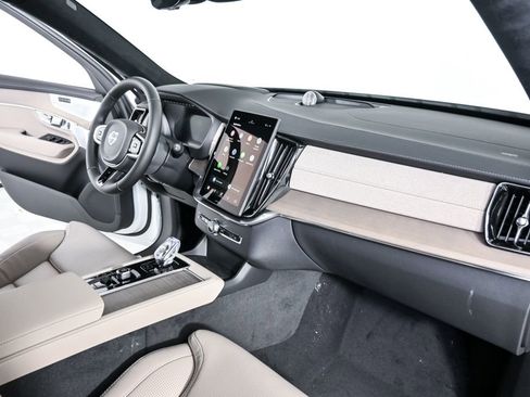New 2026 Volvo XC90 B6 Ultra w/ Lounge Package AWD/4WD image 25