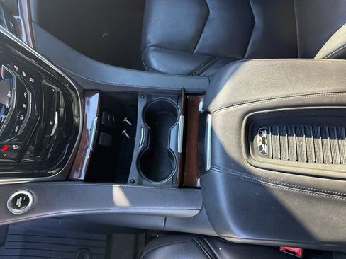 Used 2019 Cadillac Escalade 4WD image 53