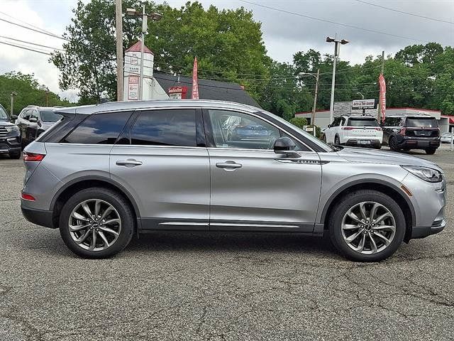 Used 2021 Lincoln Corsair AWD w/ Premium Package image 8