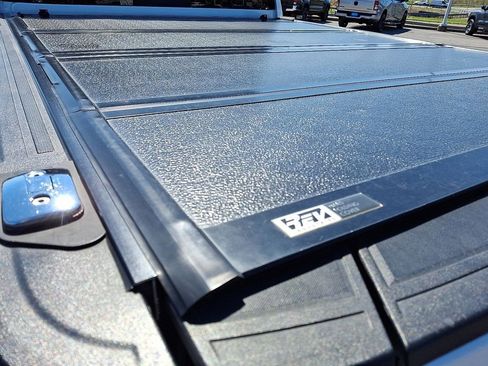 Used 2021 GMC Sierra 2500 SLT w/ SLT Premium Package image 29