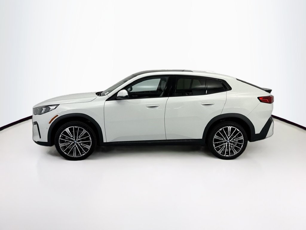 Certified 2026 BMW X2 xDrive28i w/ Convenience Package AWD/4WD image 8