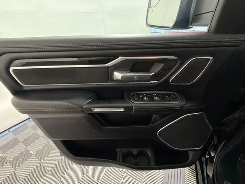 Used 2020 RAM 1500 Laramie image 15