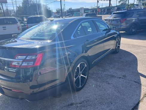 Used 2014 Ford Taurus Limited w/ Equipment Group 301A image 4