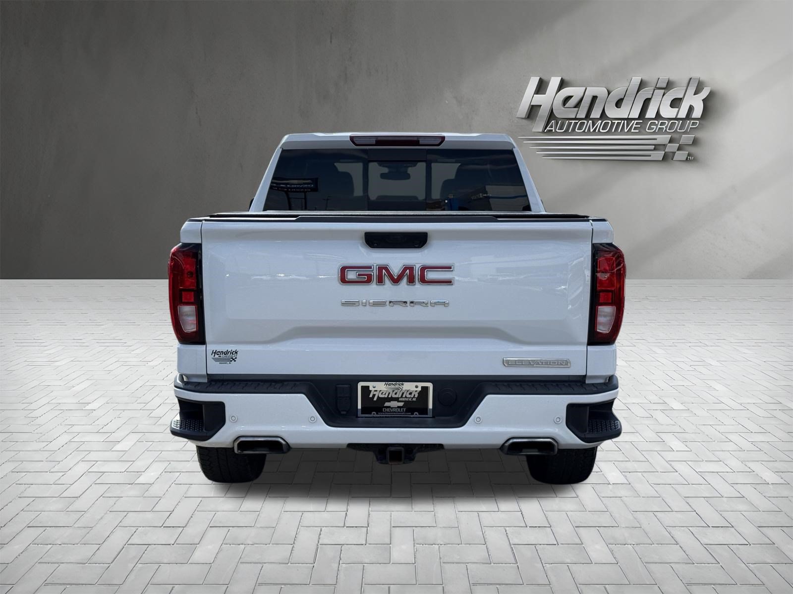 Used 2025 GMC Sierra 1500 Elevation w/ Elevation Premium Package AWD/4WD image 9