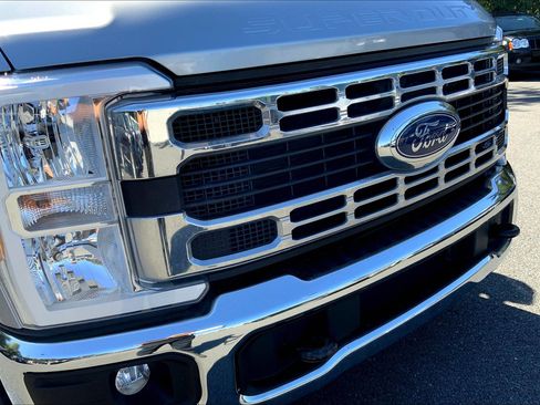 Used 2024 Ford F250 XLT w/ FX4 Off-Road Package image 32