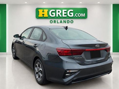 Used 2021 Kia Forte LXS FWD image 2