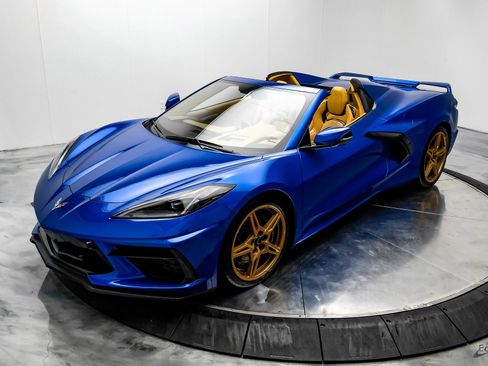 Used 2020 Chevrolet Corvette Stingray Premium Conv w/ 3LT Preferred Equipment Group image 5