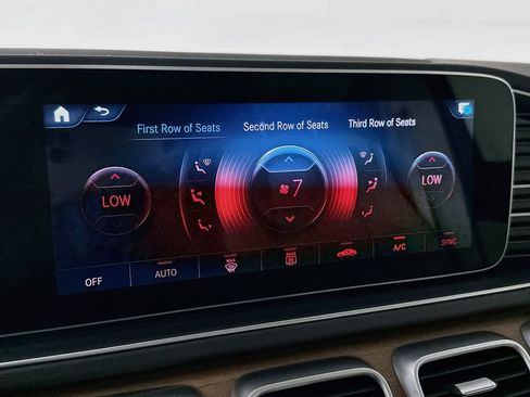 Used 2022 Mercedes-Benz GLS 450 4MATIC w/ AMG Line Exterior image 16