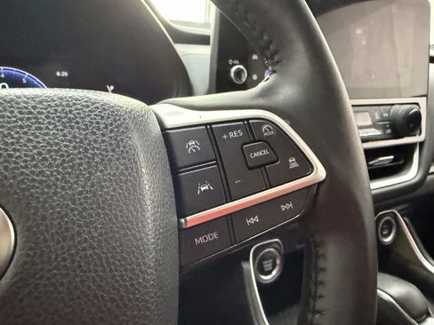 Used 2024 Toyota Grand Highlander AWD image 14
