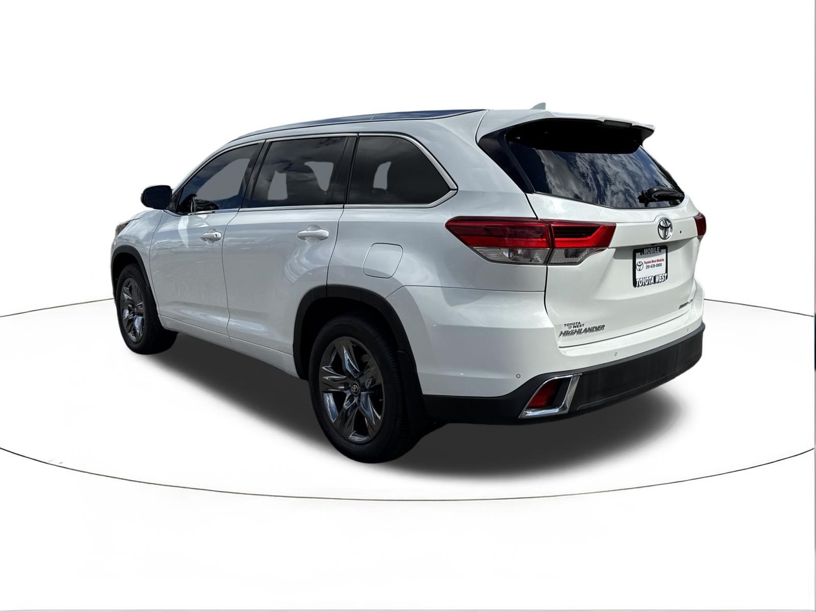 Used 2018 Toyota Highlander Limited Platinum AWD/4WD image 5