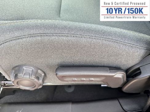 Used 2024 Jeep Gladiator Sport image 16