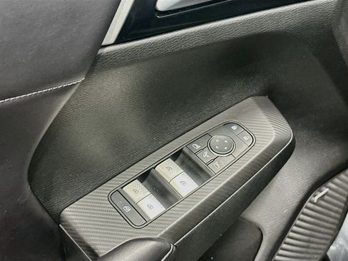Used 2025 Mitsubishi Outlander SE AWD/4WD image 15