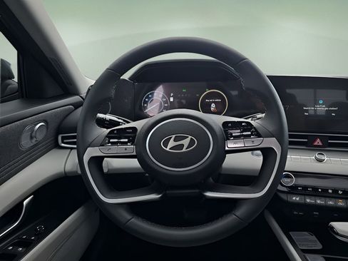 New 2026 Hyundai Elantra Limited image 28