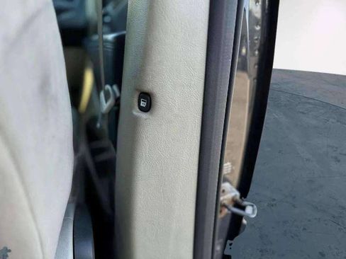 Used 2012 Dodge Grand Caravan Crew w/ Crew Value Pkg image 37