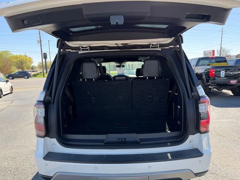 Used 2018 Ford Expedition Limited w/ Equipment Group 302A image 23