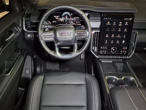 Used 2026 GMC Acadia Elevation w/ Black Edition FWD image 12