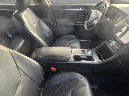 Used 2019 Ford Fusion Energi Titanium image 12
