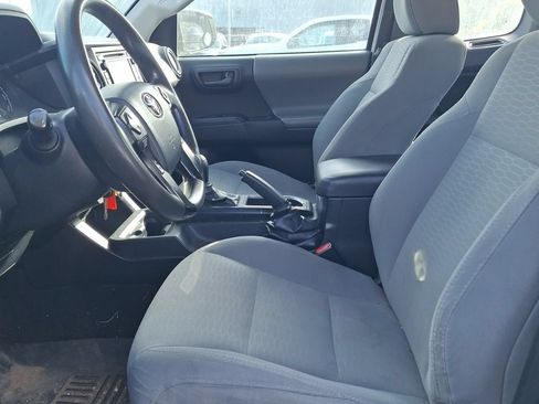 Used 2018 Toyota Tacoma SR RWD image 11