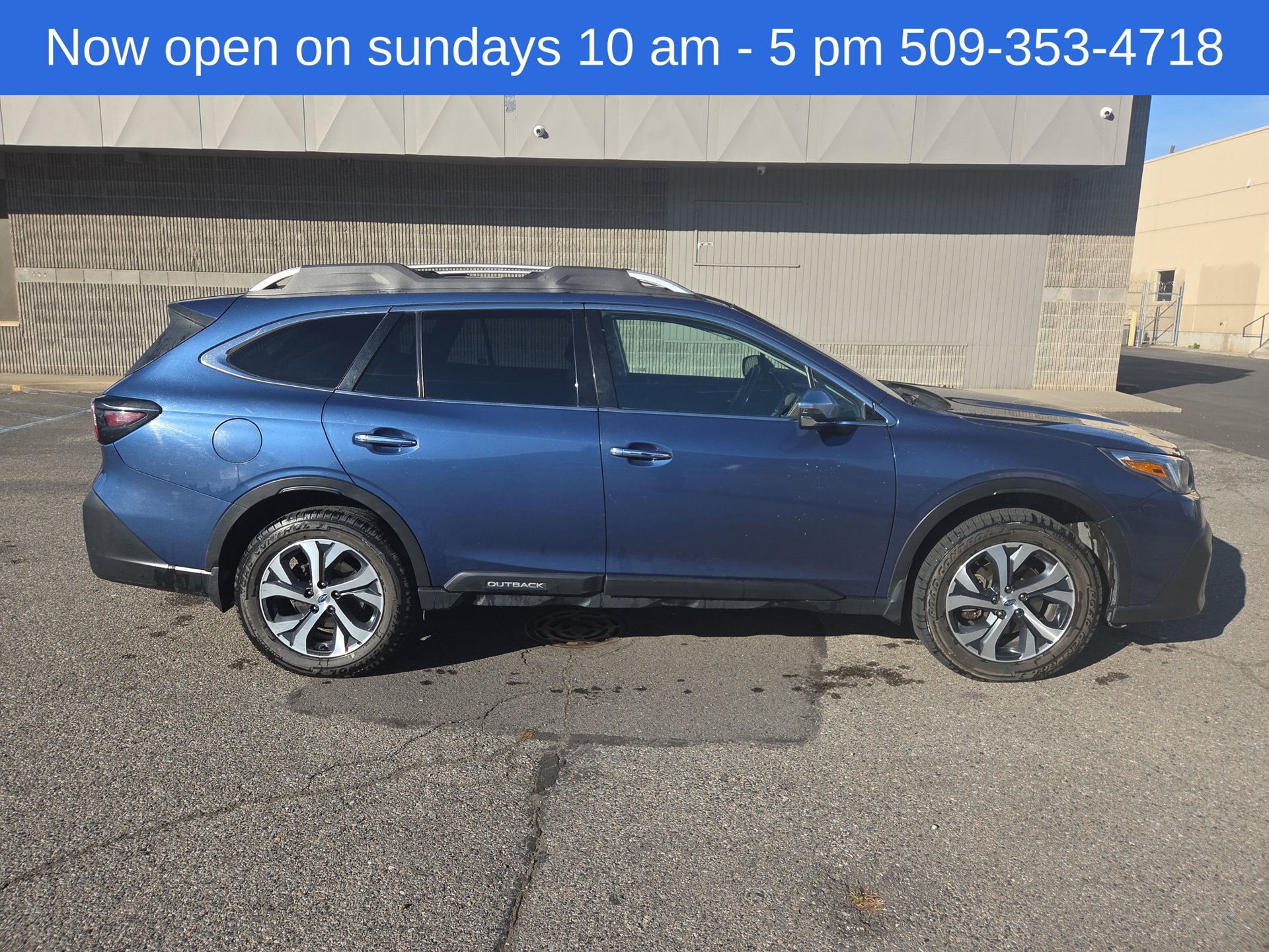 Used 2021 Subaru Outback Touring XT AWD/4WD image 2